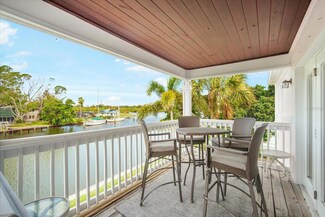 3873 Pompano Dr SE Unit D, Saint Petersburg, FL 33705