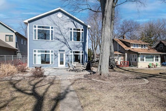 W7133 Firelane 2, Menasha, WI 54952