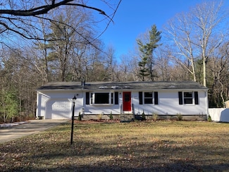 246 Breckenridge St, Palmer, MA 01069