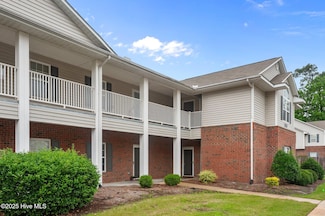 2223 Locksley Woods Dr Unit C, Greenville, NC 27858
