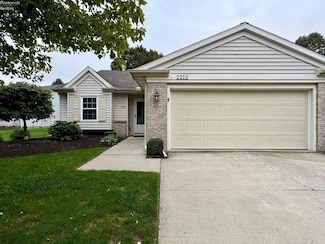 2212 Westwind Dr, Sandusky, OH 44870
