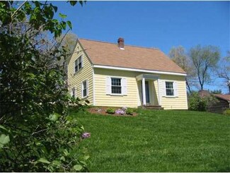 121 Sterling Rd, Lancaster, MA 01523