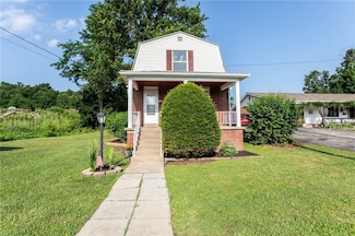 714 S 11th St, Connellsville, PA 15425