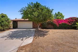 4271 Baggett Dr, Riverside, CA 92505