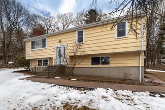 44 Lunda St, Waltham, MA 02451