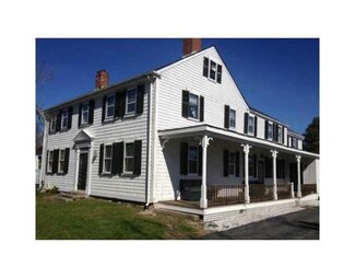 27 Main St, Little Compton, RI 02837