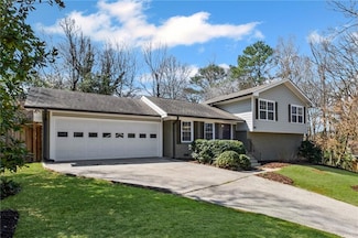 260 Mansell Cir, Roswell, GA 30075