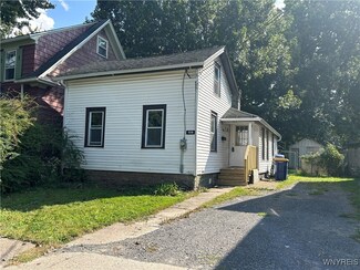 106 Lewis St, Lockport, NY 14094