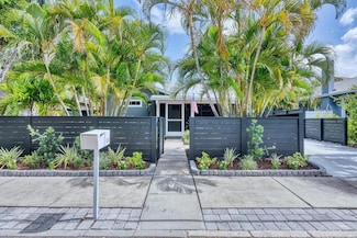 1919 Laurel St, Sarasota, FL 34236