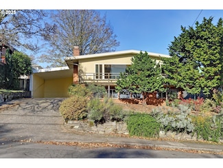 7243 SE Clay St, Portland, OR 97215