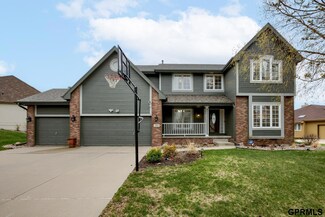 17811 Harney St, Omaha, NE 68118