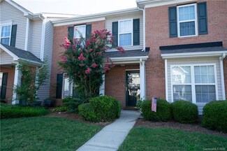 8049 Stoneham Ct, Matthews, NC 28105