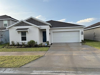 748 Trotters Dr, Eagle Lake, FL 33839