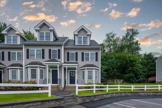 26 Whispering Pine Cir, Worcester, MA 01606