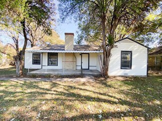 4928 Cranfill Dr, Dallas, TX 75216