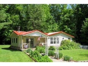 5021 Lake Lemon Pines Rd, Unionville, IN 47468