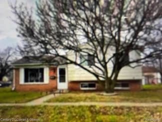15846 Harrison, Romulus, MI 48174