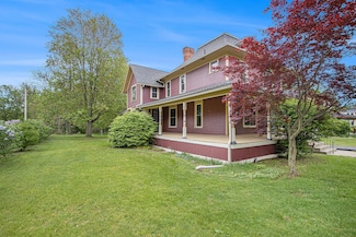 219 Hicks Ave, Plainwell, MI 49080