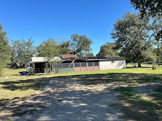 190 W Mccaleb Ln, Hamilton, TX 76531