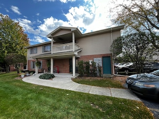 11105 W Cove Cir Unit 4D, Palos Hills, IL 60465