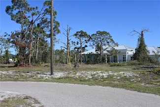82 Coxswain Cir, Rotonda Sands, FL 33946