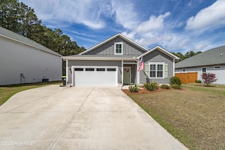 122 E Camp Kiro Rd, New Bern, NC 28560