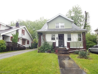 3389 Martin Luther King jr Dr, Cleveland, OH 44104