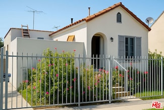 507 S Coronado St, Los Angeles, CA 90057