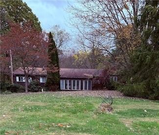 223 Monks Rd, Valencia, PA 16059