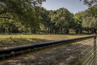 301 Dixon Rd, Aledo, TX 76008