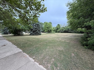 1229 44th St SE, Kentwood, MI 49508