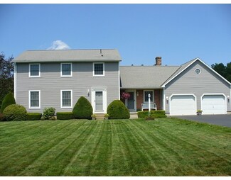 19 Grand Oak Farm Rd, Hadley, MA 01035