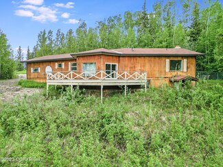 1738 Becker Ridge Rd, Fairbanks, AK 99709