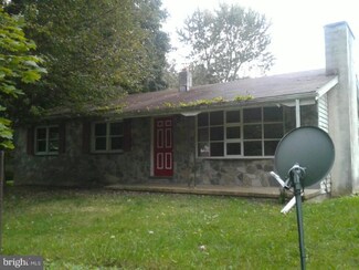 5838 Burkey Rd, Gap, PA 17527