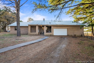12670 E 484 Rd, Colcord, OK 74338