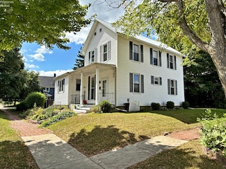 270 Hedges St, Tiffin, OH 44883