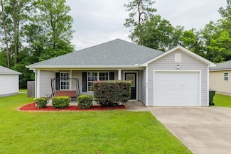 453 Bryson Cir, Hahira, GA 31632