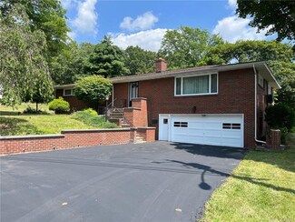 104 Huntshill Rd, Syracuse, NY 13209