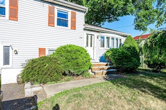 3332 Revere Rd, South Plainfield, NJ 07080