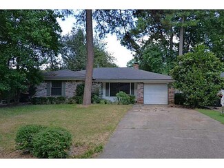 2616 Oakside Dr, Haughton, LA 71037