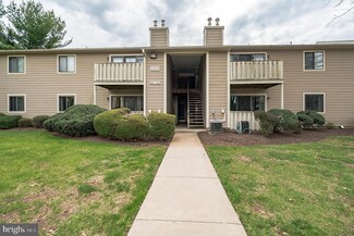 812 Thornton Ct, North Wales, PA 19454
