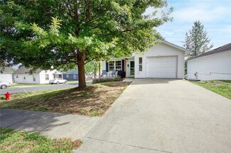1301 SW Mitchell St, Oak Grove, MO 64075
