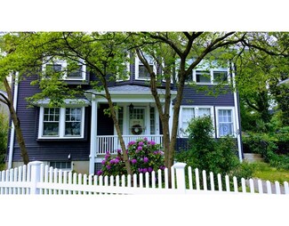 59 Rowe St Unit 61, Auburndale, MA 02466