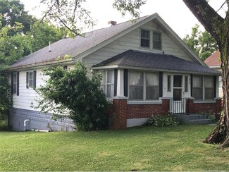 218 N 1st St, Leavenworth, IN 47137