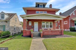 31 Chestnut St, Reading, PA 19607