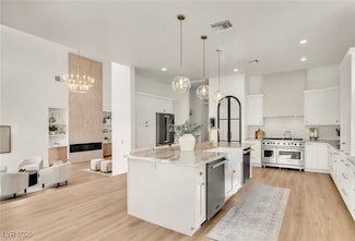 1 Ibis Ct, Henderson, NV 89052