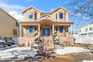 55 Tenafly Place, Staten Island, NY 10312