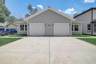 5438 Rapido Rd, Houston, TX 77033