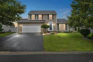 5495 Ravensthorpe Way, Clay, NY 13041