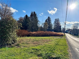 311 W Cooper St, Slippery Rock, PA 16057